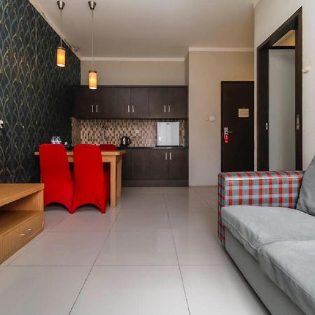 Reddoorz Plus Near Pantai Losari Makassar Exterior photo